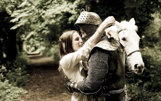 I’m a big fan of Wendy Grant photography and when we were talking about weddings to feature she told me about the knight in shining armour. Yup, this goes down as one of the most romantic proposals I’ve heard of and I couldn’t resist featuring the wedding. &nbsp; Mel and Darren have been together for 20 years and have four year old twins. Darren proposed about 10 years ago in a pub where [&hellip;]